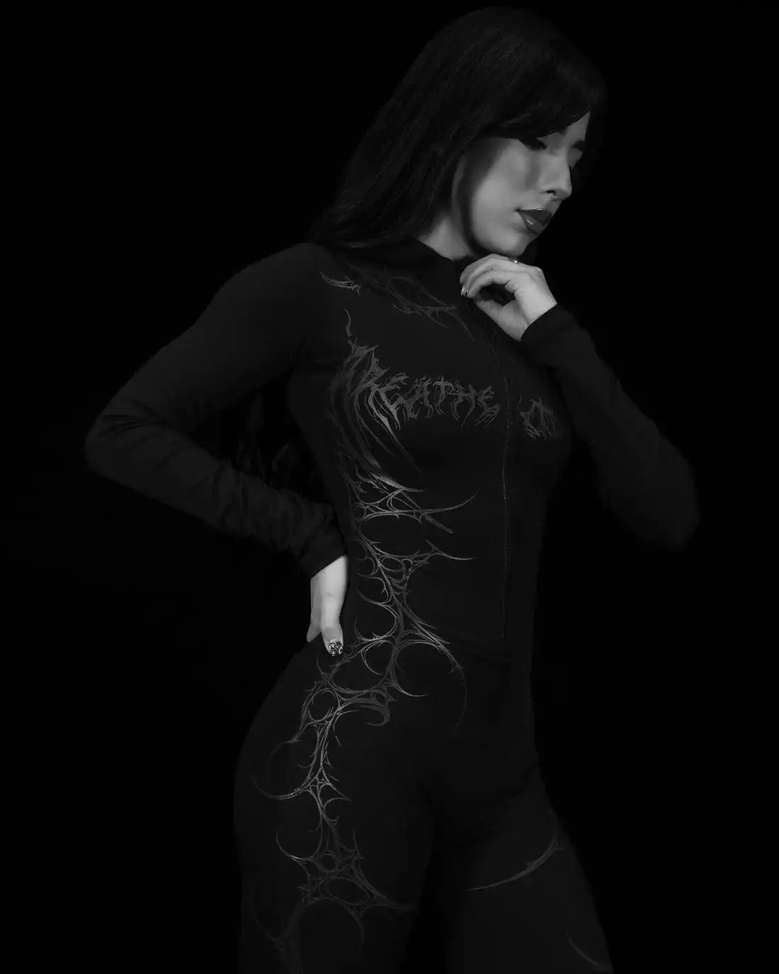 GOTICO ENTERIZO LEVANTA GLUTEOS - fitted butt-lifting yoga jumpsuit.